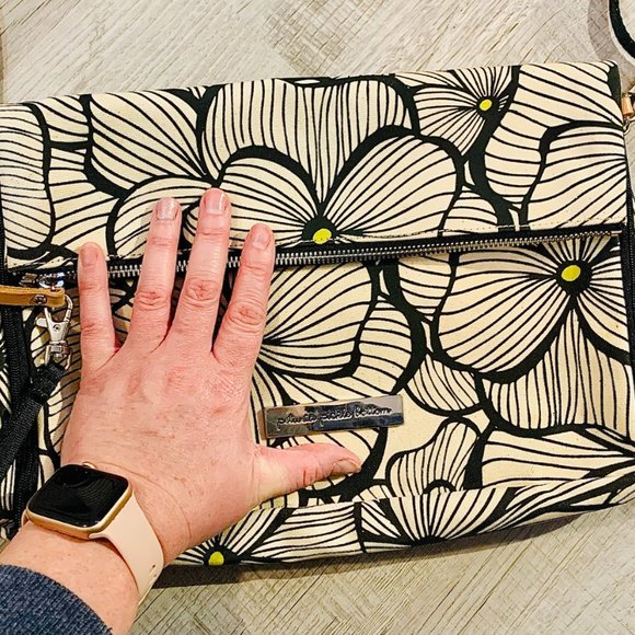 Petunia Pickle Bottom PBB Crossbody Crossover Clutch Purse Diaper Bag - Picture 5 of 5